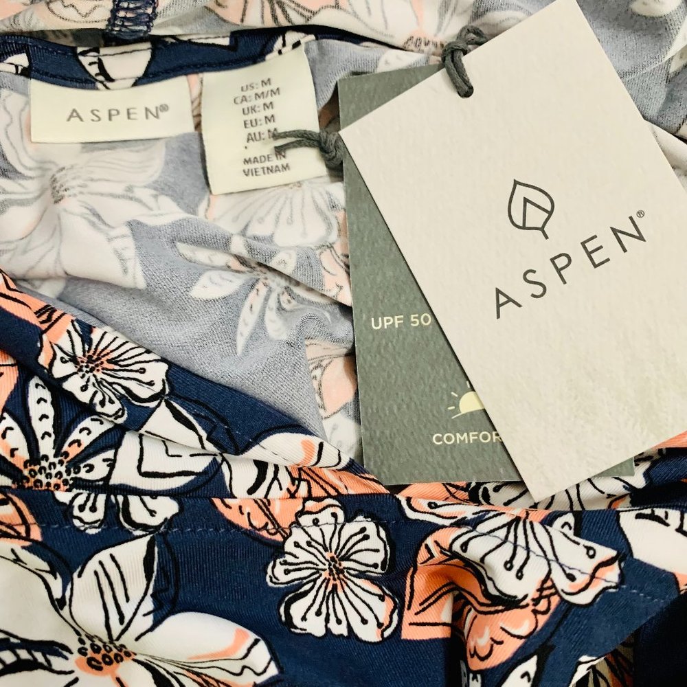 ASPEN RASHGUARD WITH HOODIE SWIM TOP - Picture 9 of 10
